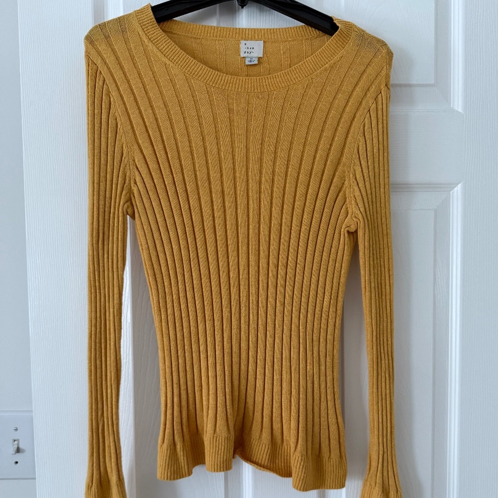 Yellow sweater